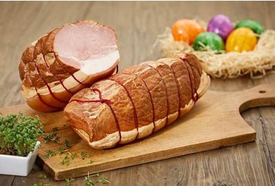 Osterrezept: Gebackener Osterschinken mit Honig-Senf-Glasur und bunten Eiern 
