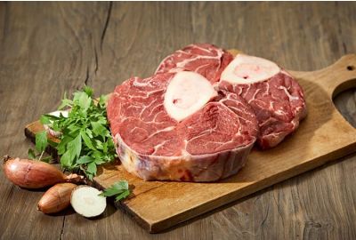 Herzhaftes Genusserlebnis: Rezept für Rinder-Beinscheiben mit köstlicher Rotweinsauce
