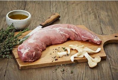 Rezept | Zartes Schweinefilet mit Honig-Senf-Sauce und bayerischem Kartoffelsalat